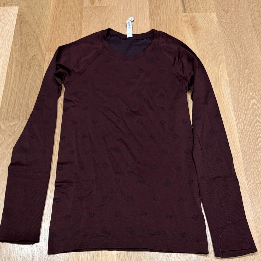 Lululemon Burgundy Long Sleeve Swiftly Tech Shirt size 4